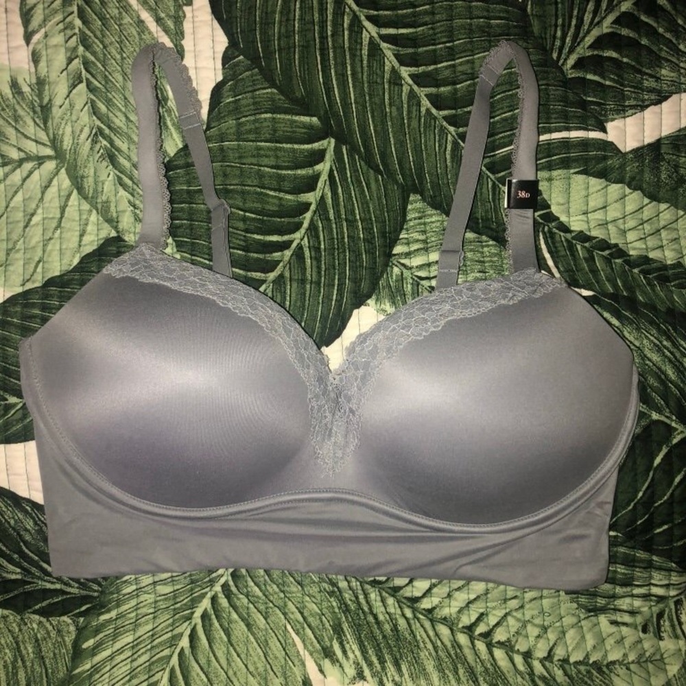 Victoria’s Secret Bra 38D